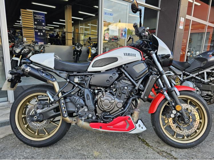YAMAHA XSR 700 ABS