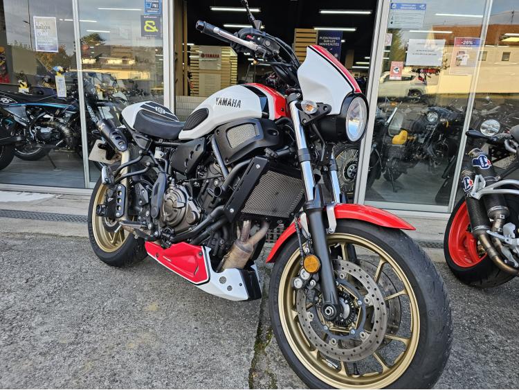 YAMAHA XSR 700 ABS
