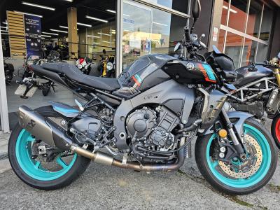 YAMAHA MT-10