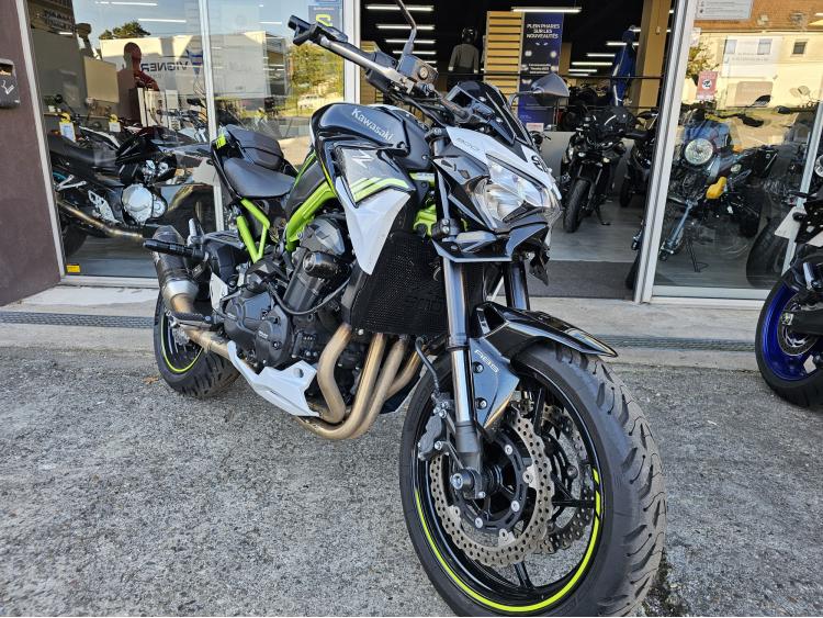 KAWASAKI Z 900